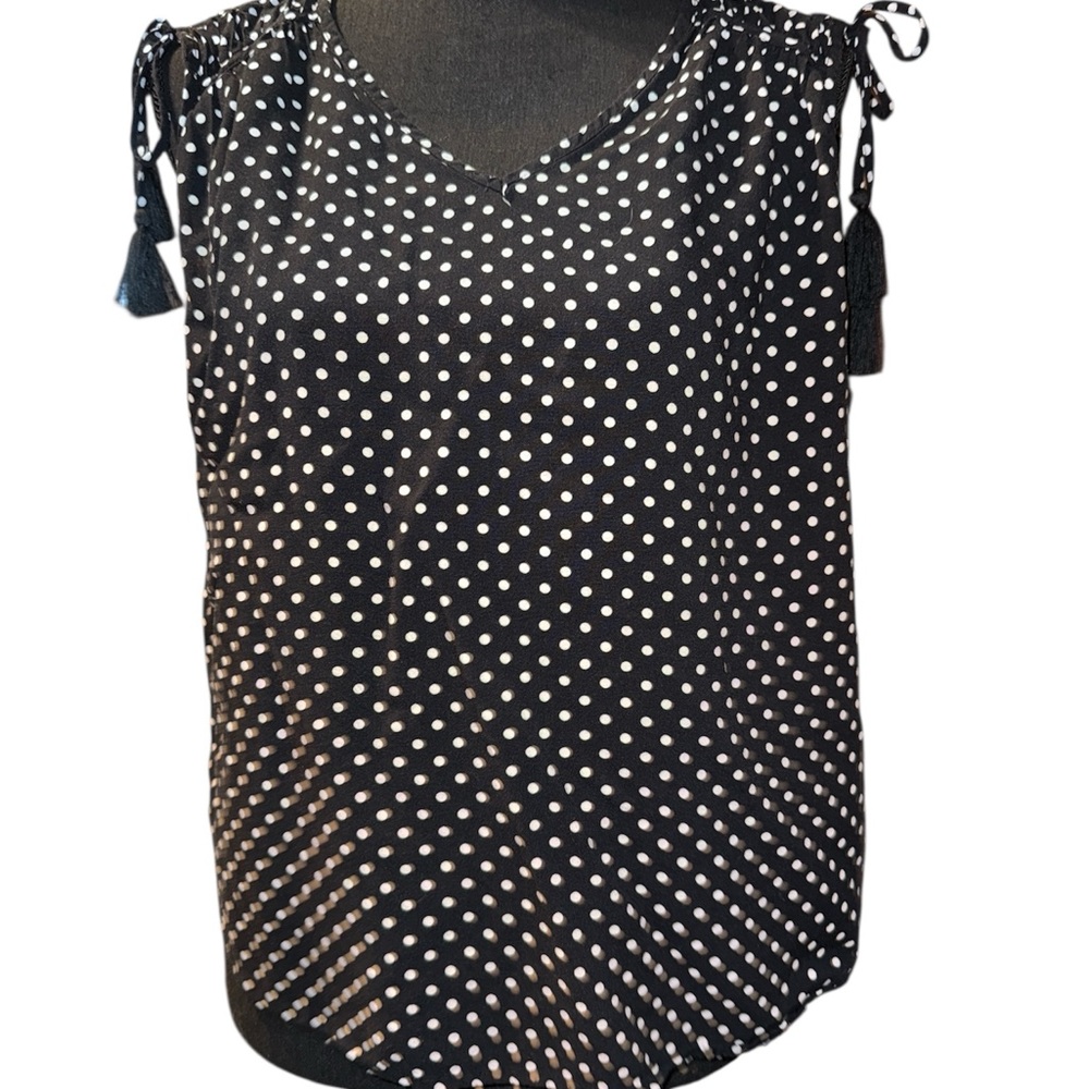 Chic Black and White Polka Dot Sleeveless Blouse size xl